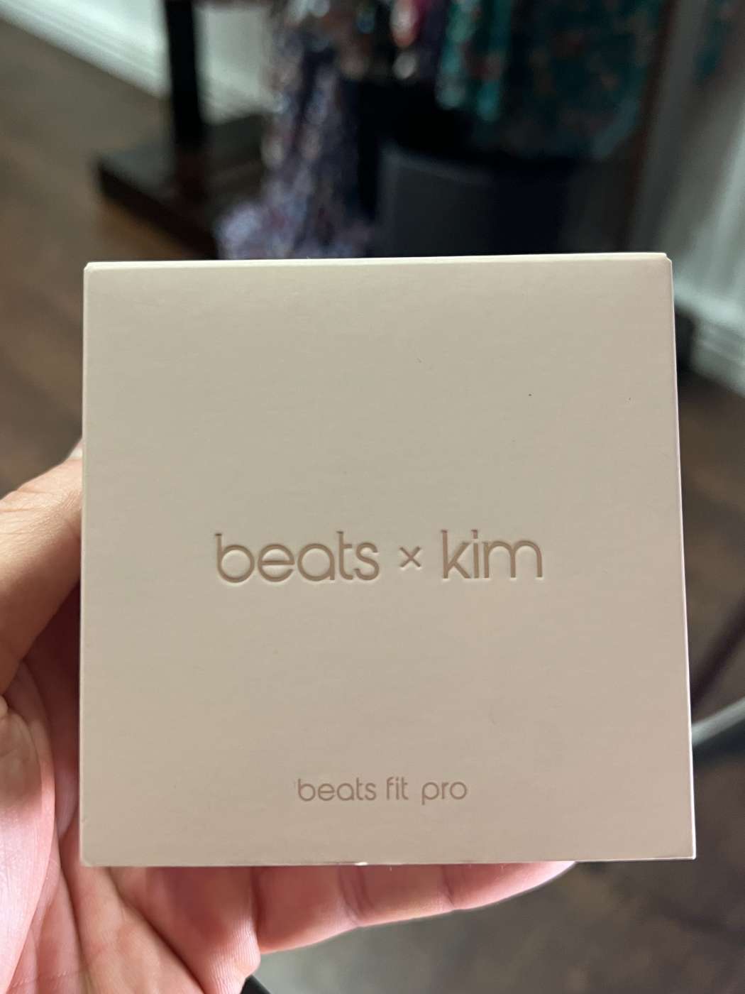 GeekyDrop compra y vende online con seguridad Beats Fit Pro x Kim