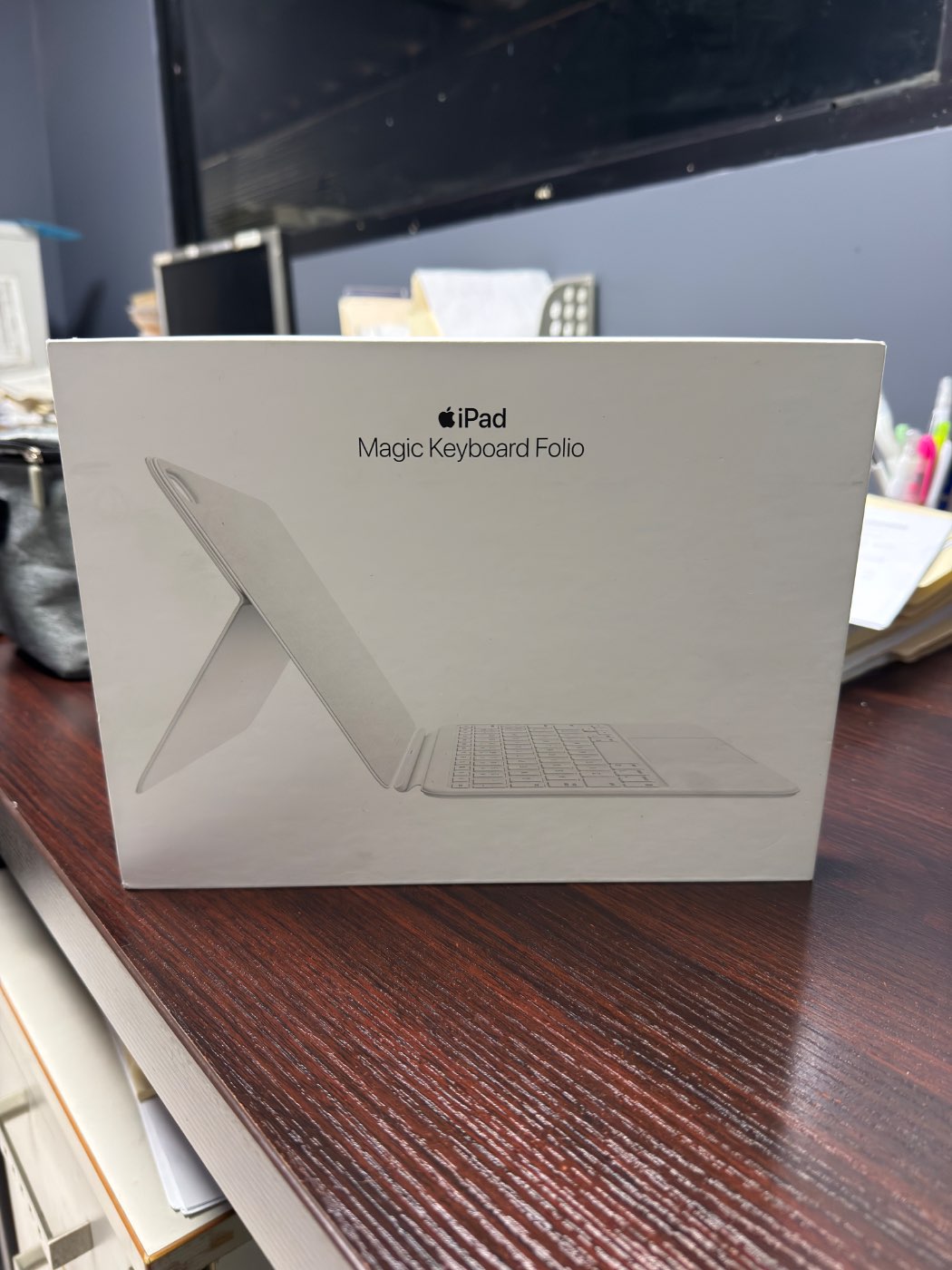 iPad Magic Keyboard Folio