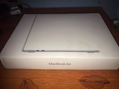 MacBook Air 13'' M1 8GB/8CPU/7GPU/256GB