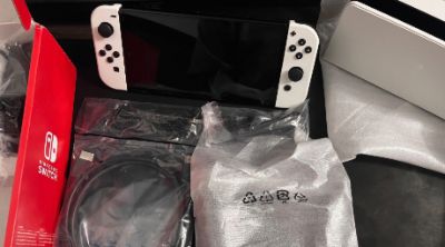 NINTENDO SWITCH NEON 32GB NUEVO